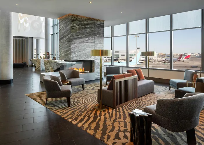Grand Hyatt At Sfo